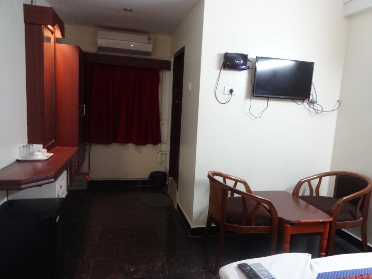Hotel Duke Мадурай Екстериор снимка