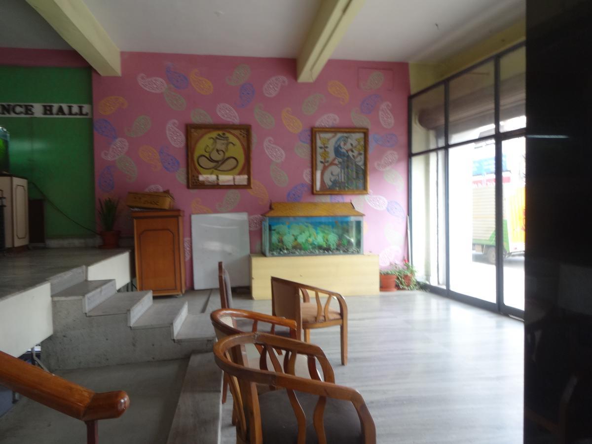 Hotel Duke Мадурай Екстериор снимка
